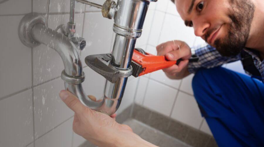 Toilet repair in Lovell, WY